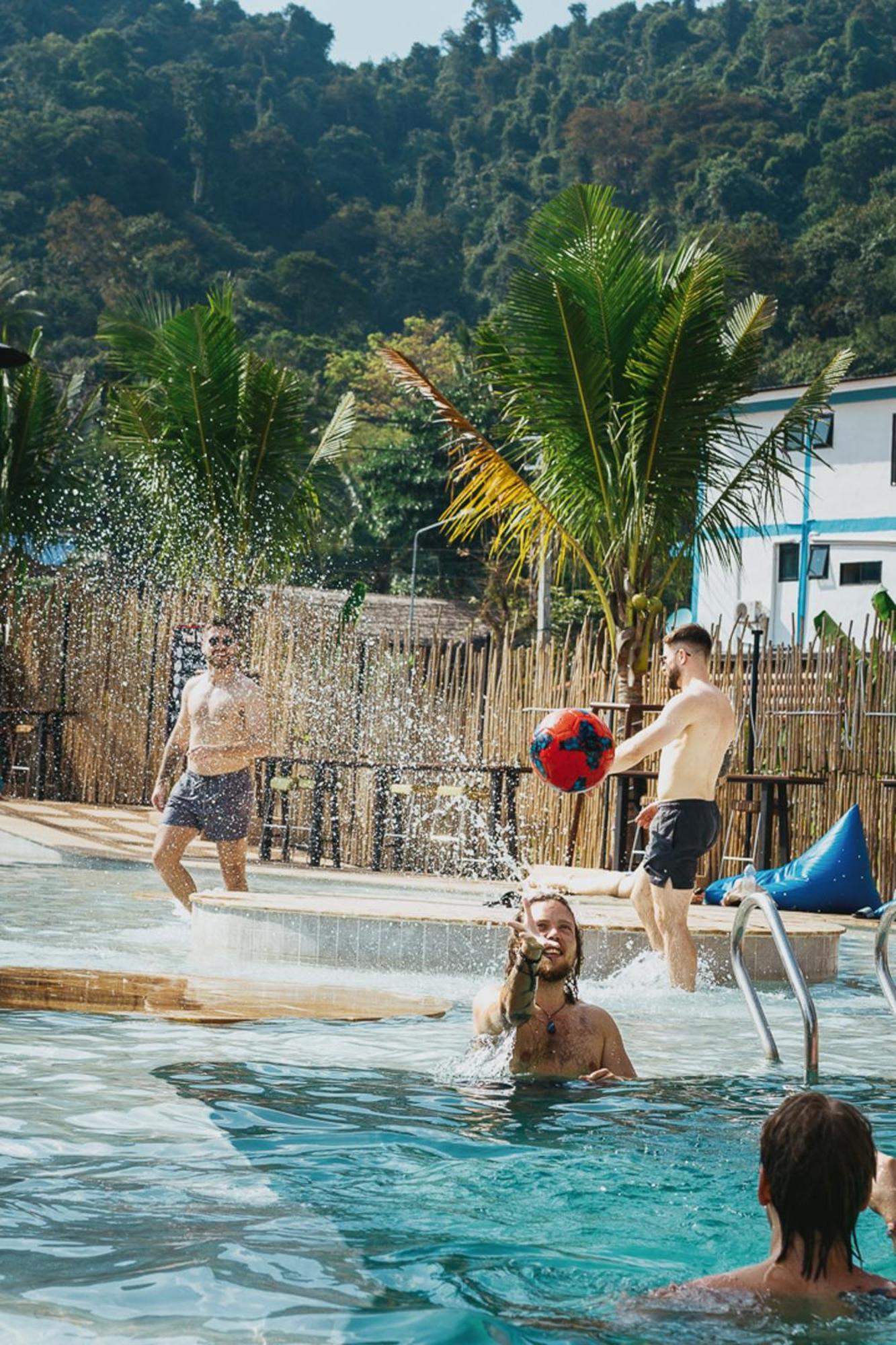 Summer Club And Hostel Ao Nang Luaran gambar